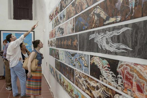 Exposición de obras del artista cubano de la plástica  Ibrahim Miranda, durante la inauguración de Zona Franca, espacio colateral de la XXII Bienal de La Habana, en la  fortaleza San Pedro de la Cabaña, Cuba, el 21 de mayo de 2015. AIN FOTO/Abel ERNESTO