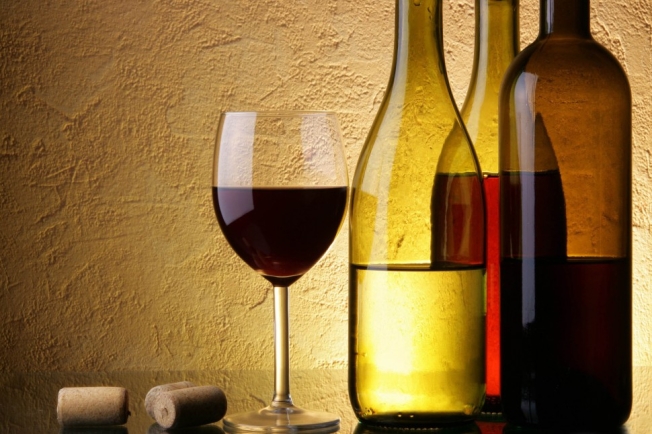 Wine-Bottles-And-Glasses-646x970