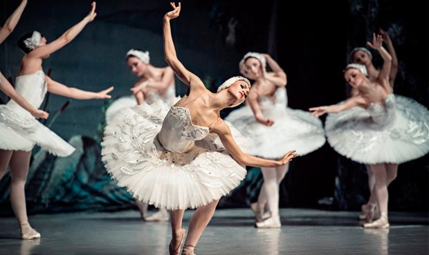 Estrellas cubanas del ballet a gala mundial en Italia 