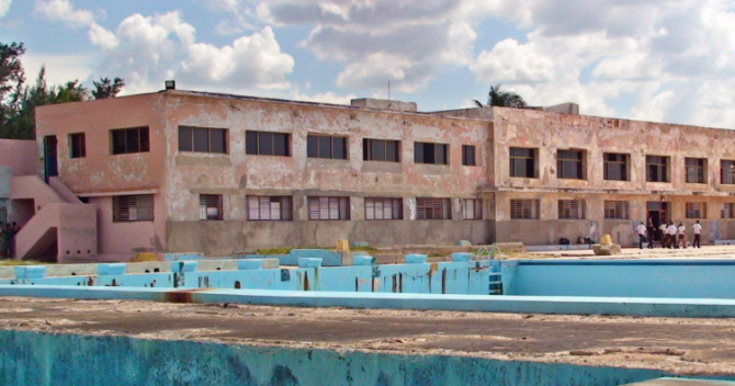  Cierran la escuela nacional de natación Marcelo Salado