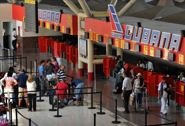 Reanudarán operaciones este martes los Aeropuertos de La Habana y Varadero 