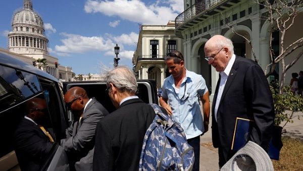  Castro recibe a congresistas de EEUU que visitan Cuba 