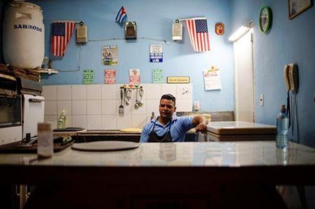 Proyecto de nuevas normativas busca más control sobre incipiente sector privado en Cuba