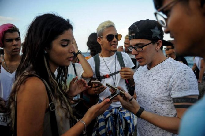 'Youtubers' cubanos, con poca internet pero con mucho para contar