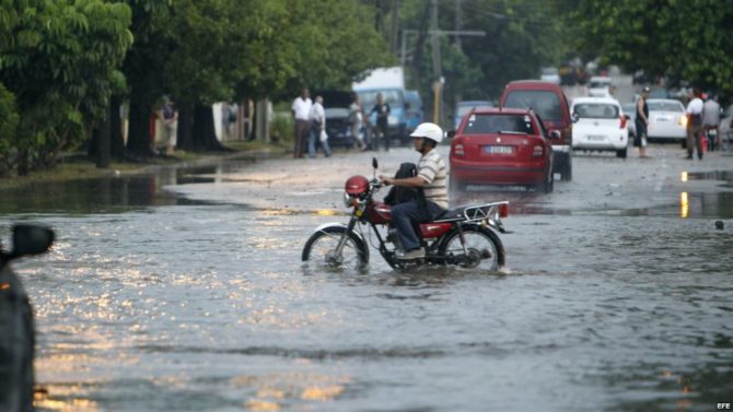 El occidente y el centro de Cuba en alerta ante posibles inundaciones por lluvias