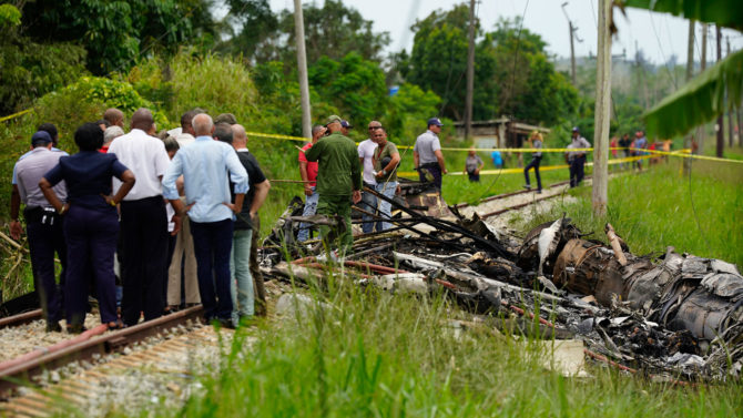 Accidente de Cuba se debió a un "fallo humano" de pilotos, según aerolínea