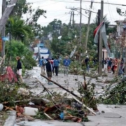 Cuba recibe un donativo de Bolivia para los damnificados del tornado en La Habana