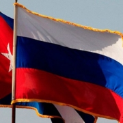 Rusia y ETECSA firman acuerdo para desarrollar las telecomunicaciones