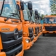 Recibe Cuba camiones japoneses para la recolección de desechos