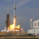 SpaceX lanzó 60 satélites para masificar el acceso a Internet