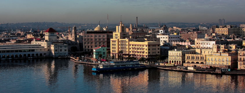 La bahía de La Habana, "pieza estratégica" para definir el futuro desarrollo de la capital cubana