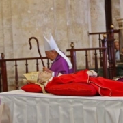 Cuba rinde honor al cardenal Ortega en su parroquia, la Catedral de La Habana