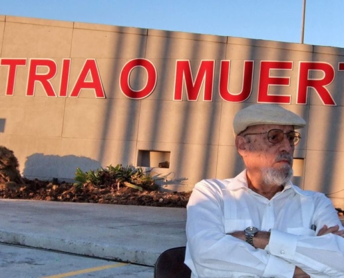 Le poète cubain Roberto Fernandez Retamar, ancien proche de Fidel Castro, est décédé