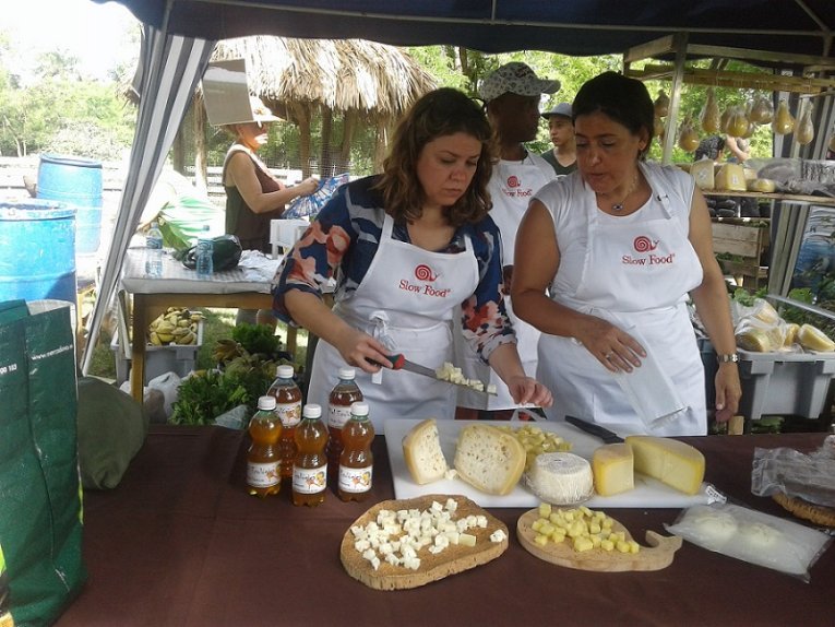 Surge en Cuba primer Mercado de la Tierra para una alimentación local más sana