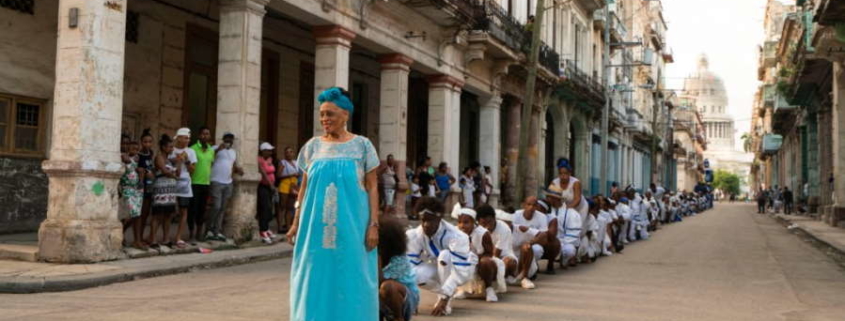 Omara Portuondo le canta a La Habana