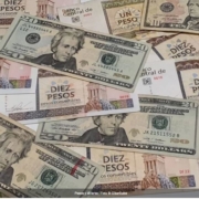Hard currency elusive in Havana as monetary reform looms