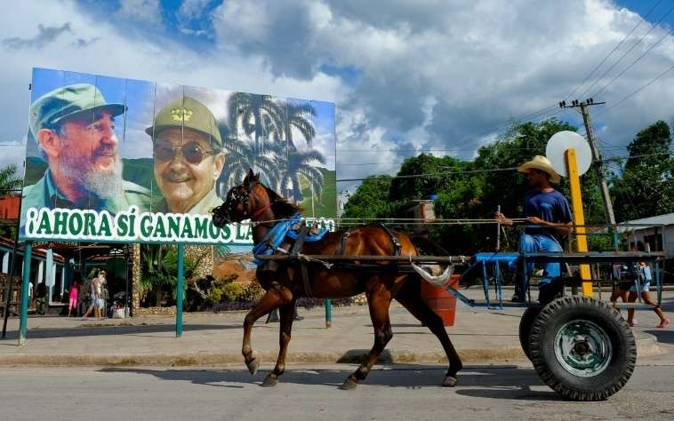 Faute d'essence, des boeufs et des chevaux pour faire bouger Cuba
