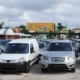 Los cubanos hacen cola desde hace varios días para comprar los carros usados