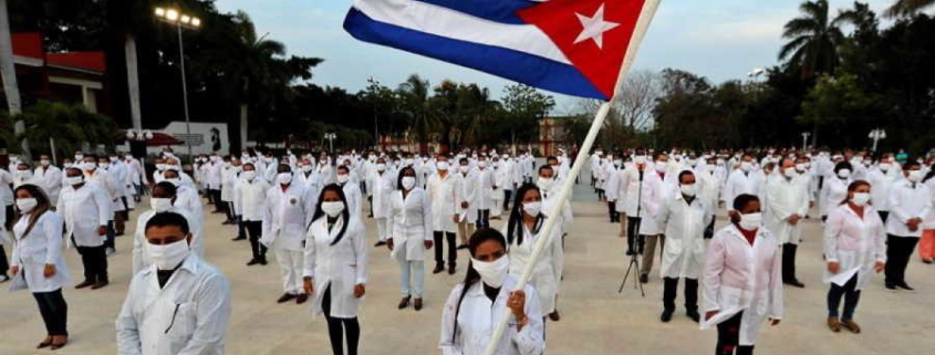 590 médicos cubanos trabajan en México por la pandemia de coronavirus