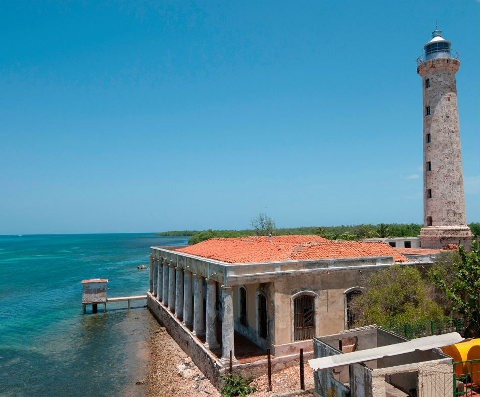 Belleza e importancia de 7 faros de Cuba