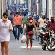 Nuevas medidas en Cuba para frenar expansión de la COVID-19