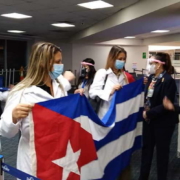 Cuban doctors arrive in Panama to fight Covid-19