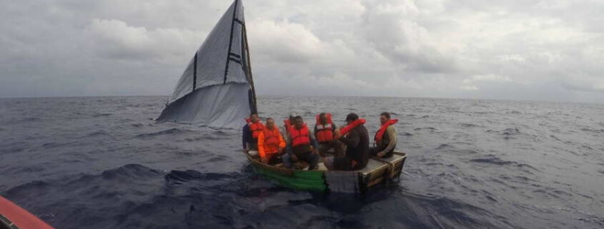Más de 5000 cubanos capturados en el mar
