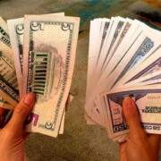 Precio del dólar en Cuba se mantiene en 50 pesos durante el mes de marzo