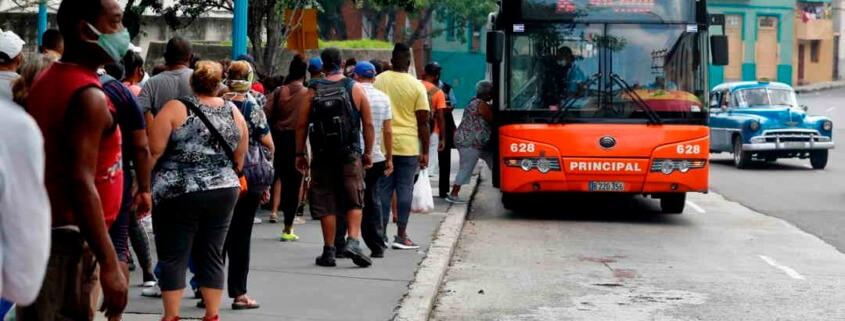 El transporte: otro deporte extremo del cubano
