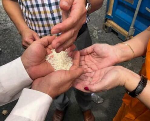 Vietnam dona 12 mil toneladas de arroz a Cuba