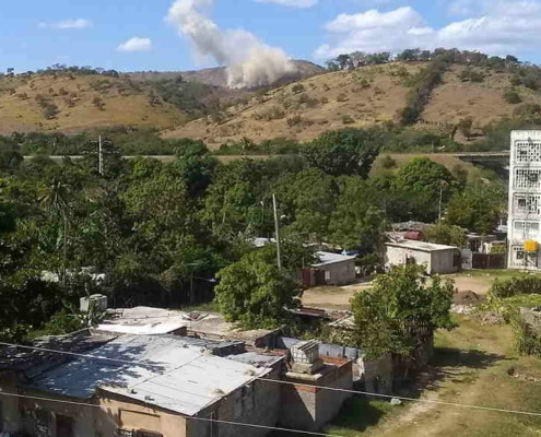 Fuertes explosiones estremecen la ciudad de Santiago de Cuba