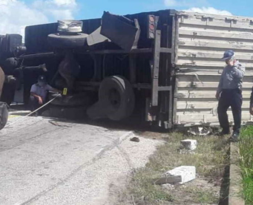 Estables los cinco lesionados en accidente múltiple de la Carretera Central en Camagüey
