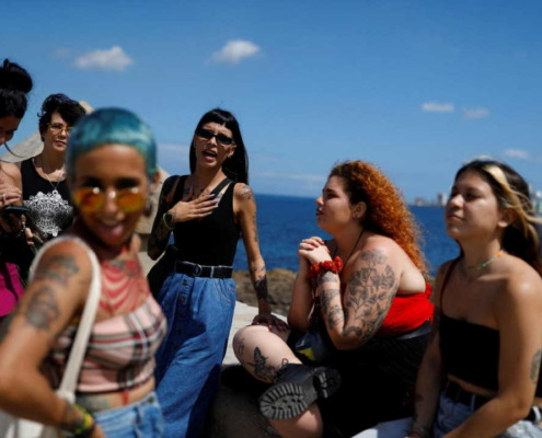 Cuban women emerge from shadows to promote body art once seen as taboo