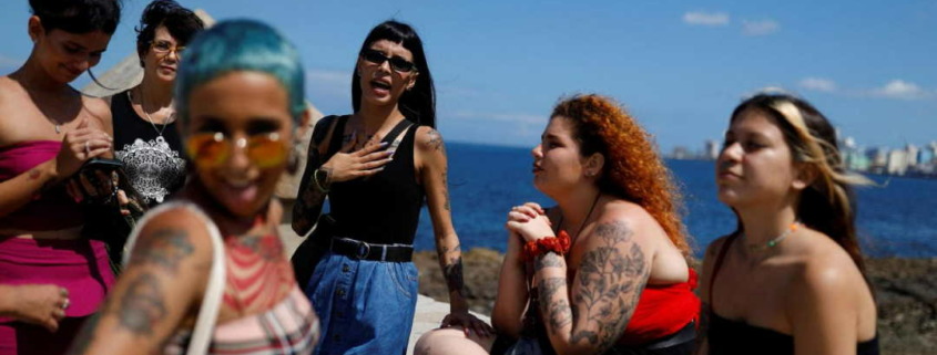 Cuban women emerge from shadows to promote body art once seen as taboo