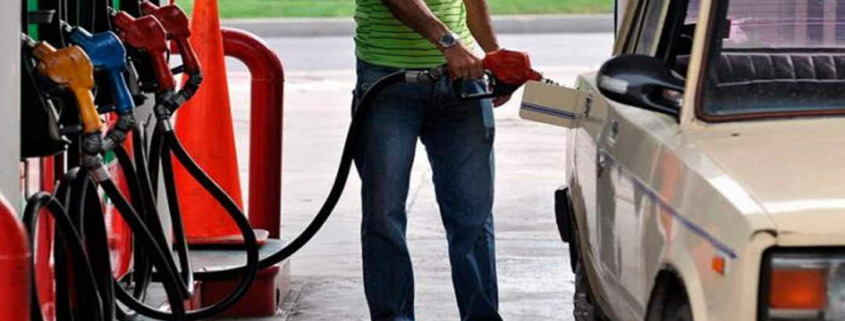 Cuba aumenta precios del combustible en más del 500%