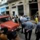 Vecinos de edificio colapsado en La Habana denuncian inacción del gobierno