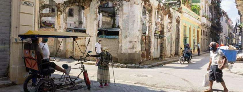 Cuba insiste en culpar a EE.UU. por migración ilegal en reunión en La Habana