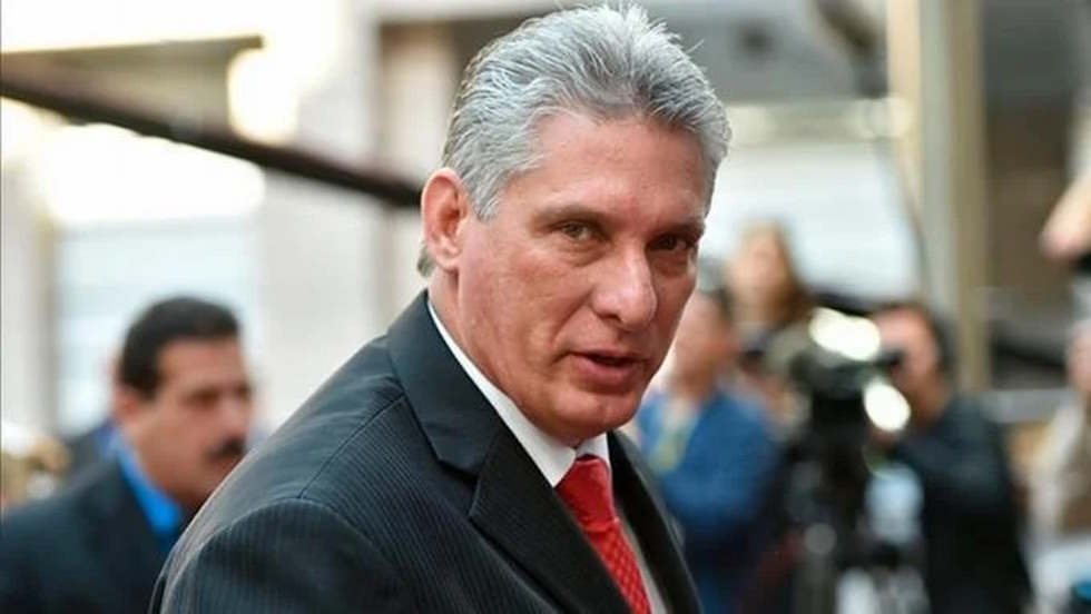 Cuban President arrives in Santo Domingo for the Ibero-American Summit