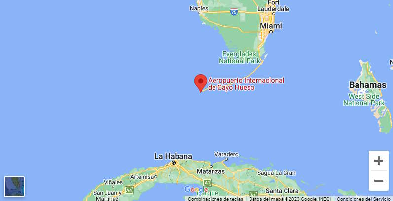 Deux Cubains sont arrivés en Floride à bord d'un deltaplane motorisé