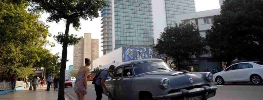 Boteros llevan tres días en paro en La Habana