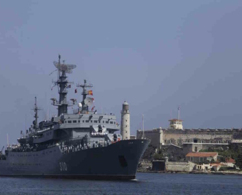 Russian navy school ship Perekop arrived in Havana