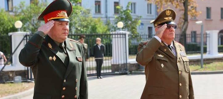 El general López Miera llegó a Bielorrusia para negociar
