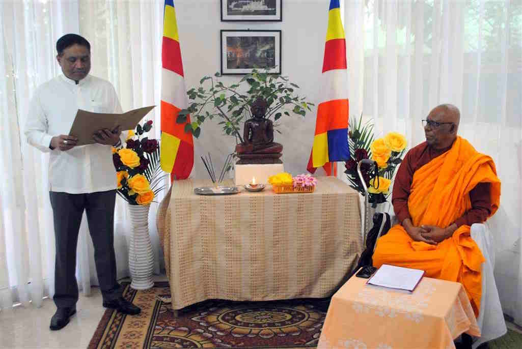Embajador de Sri Lanka aspira a templo budista en Cuba 
