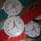 Emprendedor fabrica en Cuba relojes de marca propia
