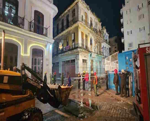 Building collapse in Havana kills at least one, others trapped