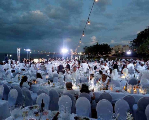 The "Dîner en blanc" return to Cuba in the midst of the crisis