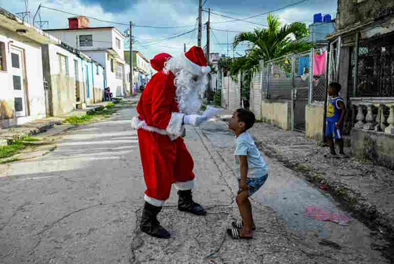 Cuban Parents Do Magic To Make Toys Appear This Christmas