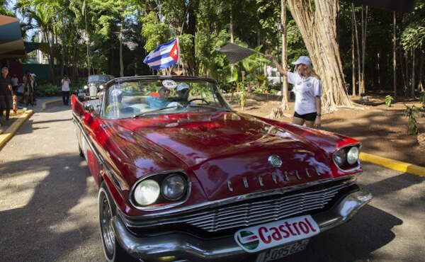 Time capsule in motion: classic cars compete in rally in Havana