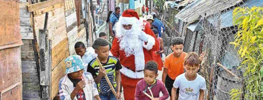 Los Padres Cubanos Hacen Magia Para Aparecer Los Juguetes Esta Navidad