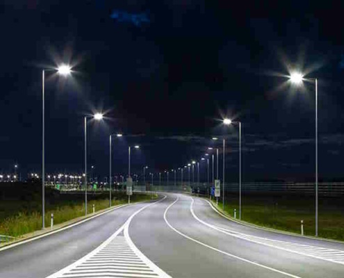 Russia donates thousands of LED street lights to Cuba